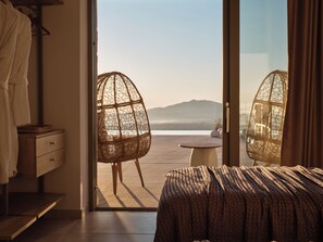 In-room safe, iron/ironing board, travel cot, free WiFi - Iconic skyview Segreto Villa – 7 Bedrooms, Massive Pool, Gym & Unrivaled Views. (Koiliomenos)