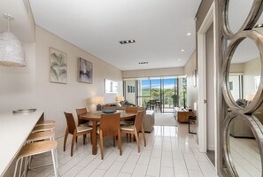Dining room - Palm Horizon - 3B Bali Resort Kingscliff (Kingscliff)