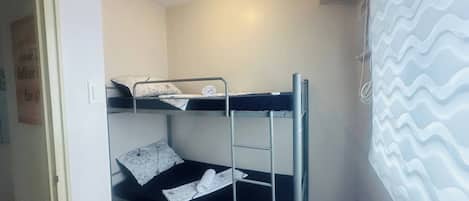 Apartment, 3 Bedrooms, Accessible, Smoking | 3 bedrooms