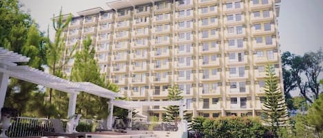 Apartemen, 3 kamar tidur, akses difabel, Boleh Merokok | Kolam renang | Kolam renang outdoor