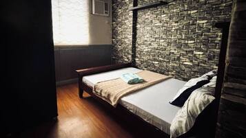 Apartment, 3 Bedrooms, Accessible, Smoking | 3 bedrooms