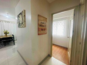 Apartment, 3 Bedrooms, Accessible, Smoking | Interior