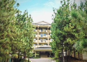 Apartment, 3 Bedrooms, Accessible, Smoking | Bahagian luar