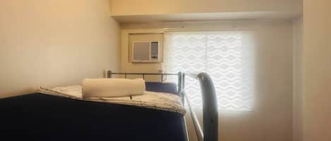 Apartment, 3 Bedrooms, Accessible, Smoking