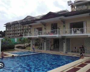 Departamento, 3 habitaciones, con acceso para personas discapacitadas, para fumadores | Alberca | Alberca al aire libre 