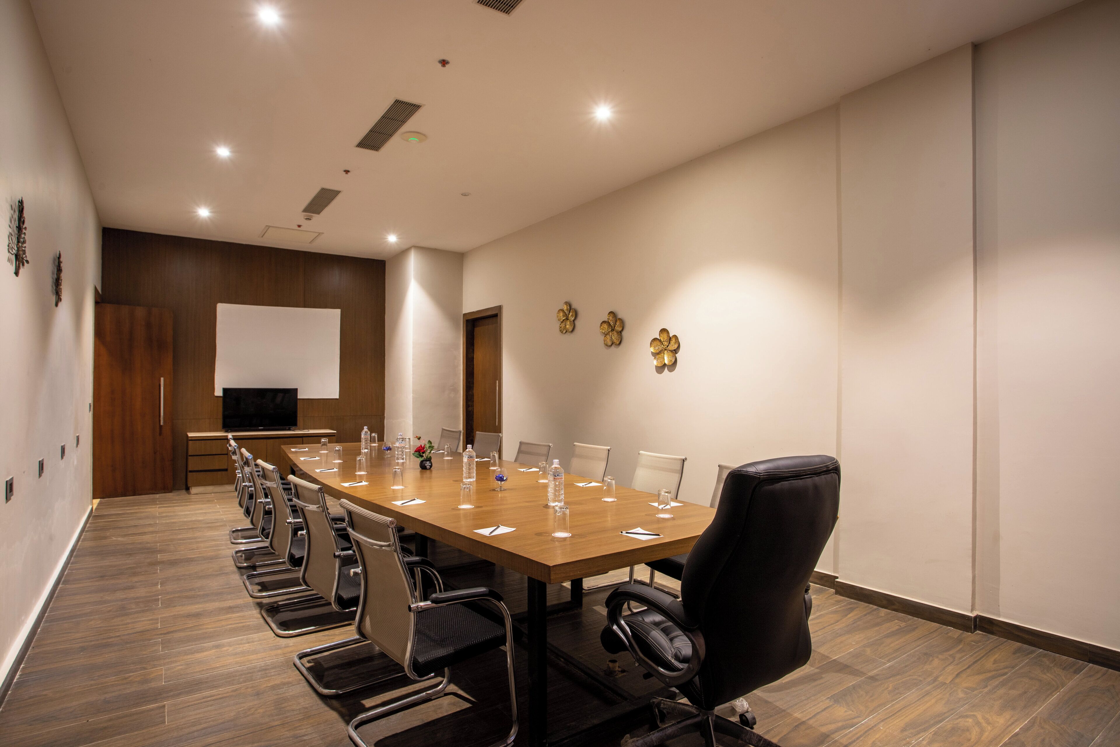 Meeting facility