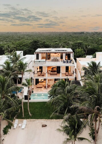 Villa Dulce Vida, Akumal Beachfront – Chef Included