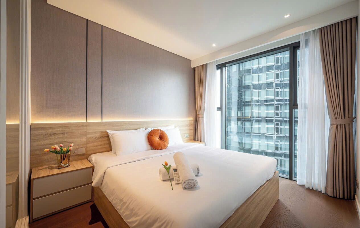 Presidential Suite, 2 Bedrooms, Club Lounge Access, City View | Egyptian cotton sheets, premium bedding, down comforters