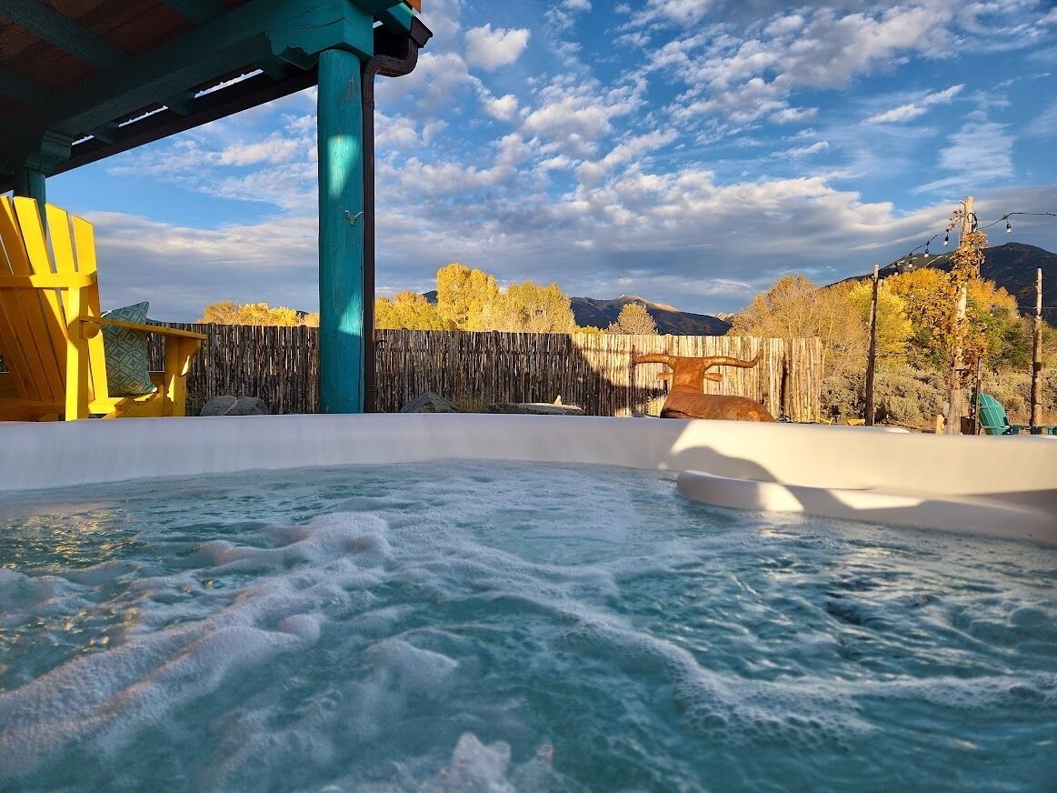 Tina de hidromasaje al aire libre