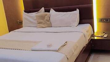 Deluxe Double Room, City View