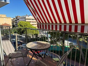 Outdoor dining - Winahost Salou Province Square (Salou)