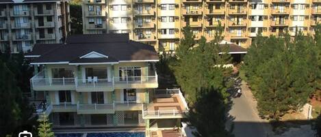 Apartment, Multiple Bedrooms, Accessible, Smoking | Exterior