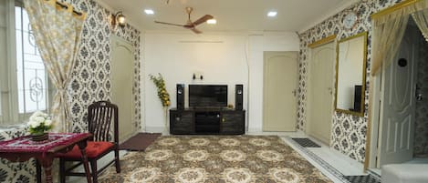 Nhà (2 Bedrooms) | Nội thất