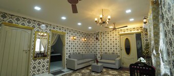 Blue Horizon Apartment 2bhk Nr Marina Beach