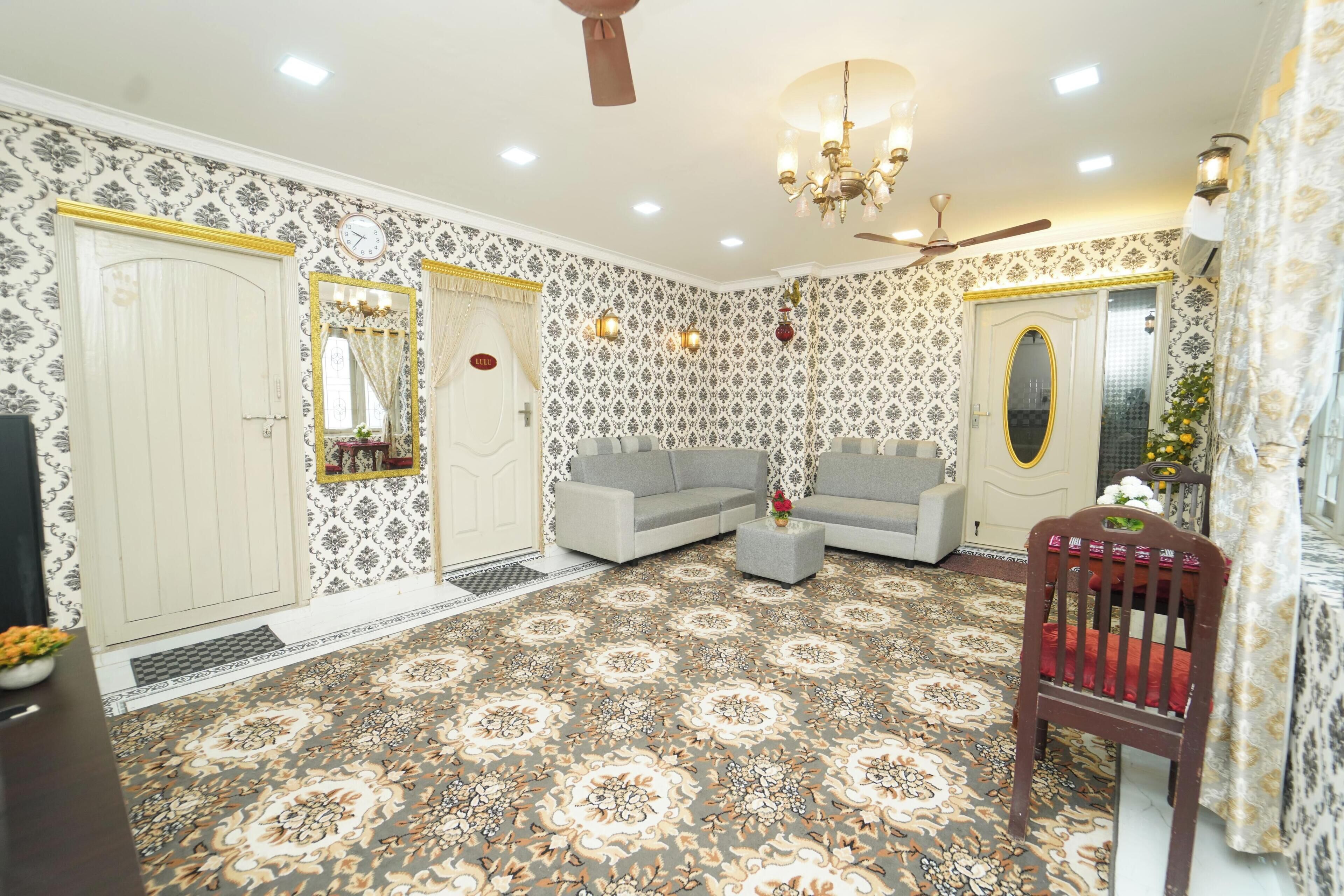 House (2 Bedrooms) | Interior