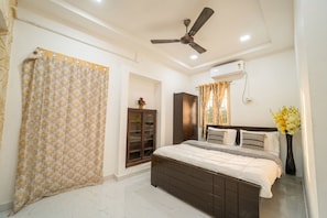 House (2 Bedrooms) | Interior - Blue Horizon 2bhk Nr Marina Beach Mylapore (Chennai)