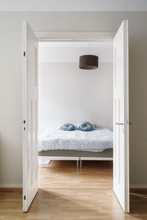 Cortinas blackout, tabla de planchar con plancha y wifi gratis 