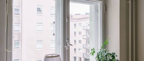 Apartemen Standar, kamar mandi pribadi | Pemandangan dari kamar