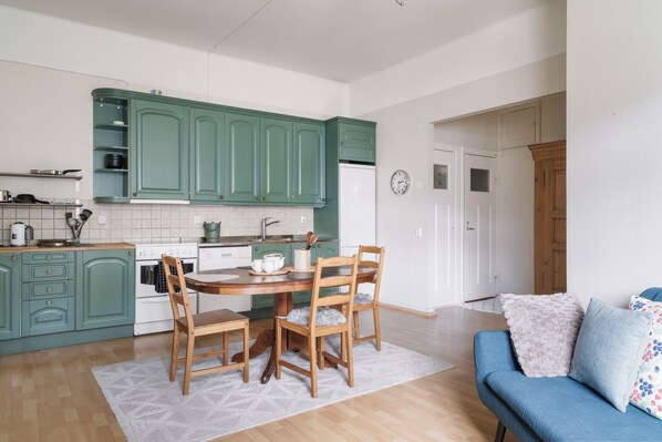 Standard Apartment, Private Bathroom | Private kitchen | Full-sized fridge, microwave, oven, stovetop - Nordic Vintage 1BR Apt. in Kamppi (Helsinki)