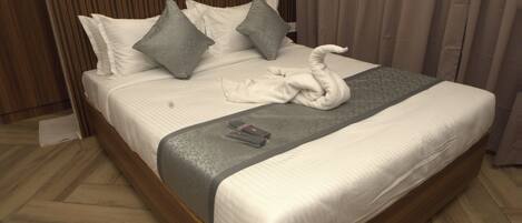 Double Room | In-room safe, free WiFi