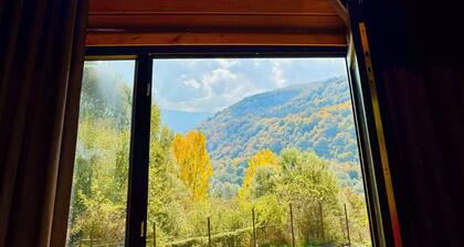 Enjoyable 1-bedroom cottage with AC in charming Sioni