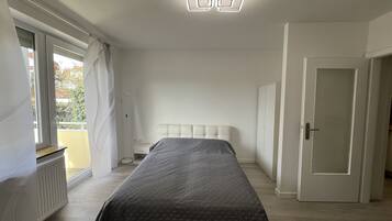 1 Schlafzimmer, Bügeleisen/Bügelbrett, WLAN, Bettwäsche