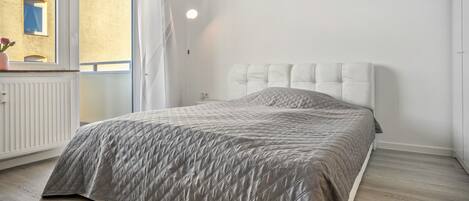 1 chambre, bureau, fer et planche Ă repasser, Wi-Fi