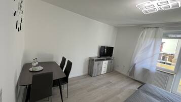 1 sovrum, strykjÀrn/strykbrÀda, wi-fi och sÀngklÀder