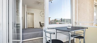 Studio Apartment 'Etw-Sarstedt' with Balcony and Wi-Fi