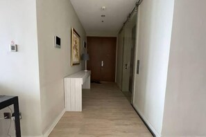 Room - Premium Taman Anggrek Residences (West Jakarta)