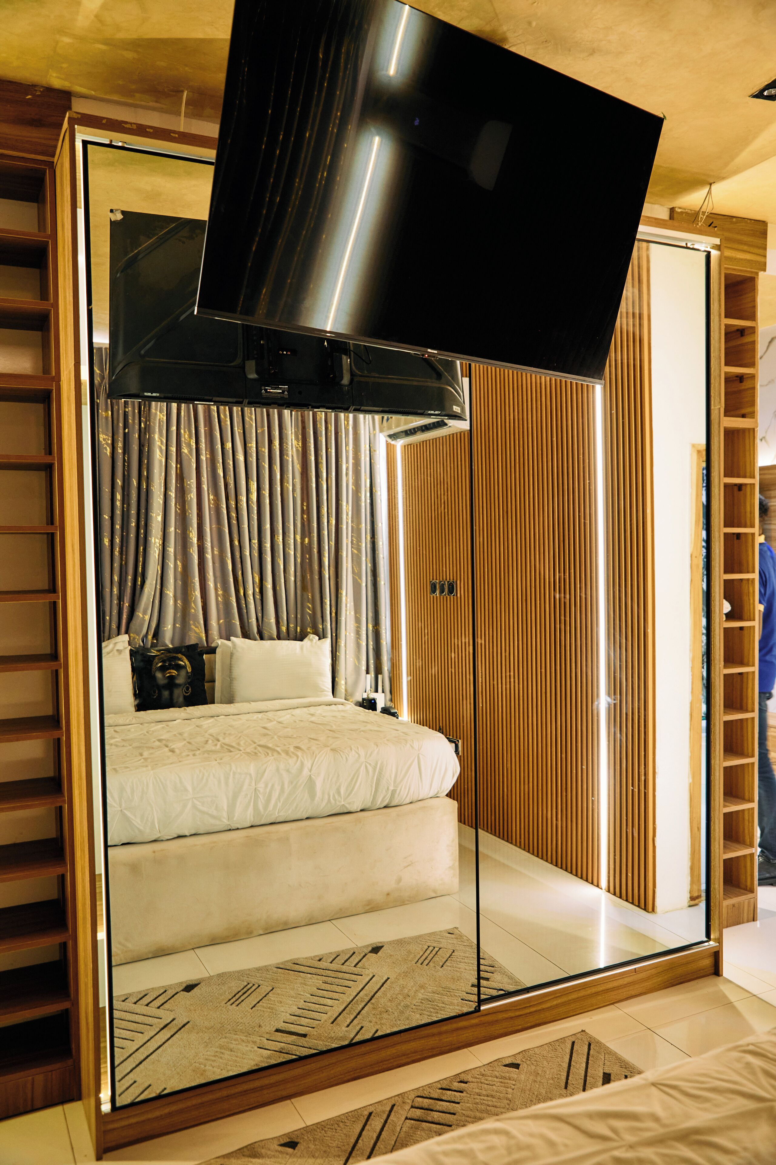 Luxury Apartment, Balcony, City View | Desk, laptop workspace, iron/ironing board, free WiFi