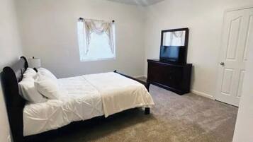 4 dormitorios, tabla de planchar con plancha, wifi y ropa de cama