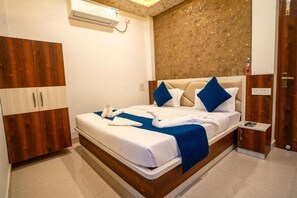 Free WiFi - The Pleasure Stay (Varanasi)