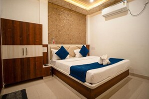 Free WiFi - The Pleasure Stay (Varanasi)