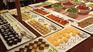 Petit déjeuner buffet compris tous les jours