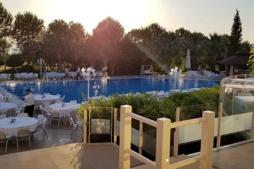 VILLA LYCUS TERMAL OTEL