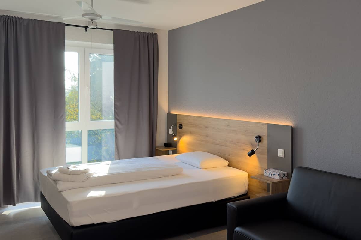 Deluxe Single Room | In-room safe, desk, soundproofing, free WiFi