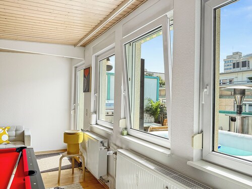 Zentr. Stgt-Penthouse – Whirlpool, Billard, 13ppl