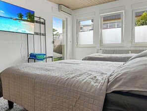 2 habitaciones, tabla de planchar con plancha, wifi y ropa de cama 