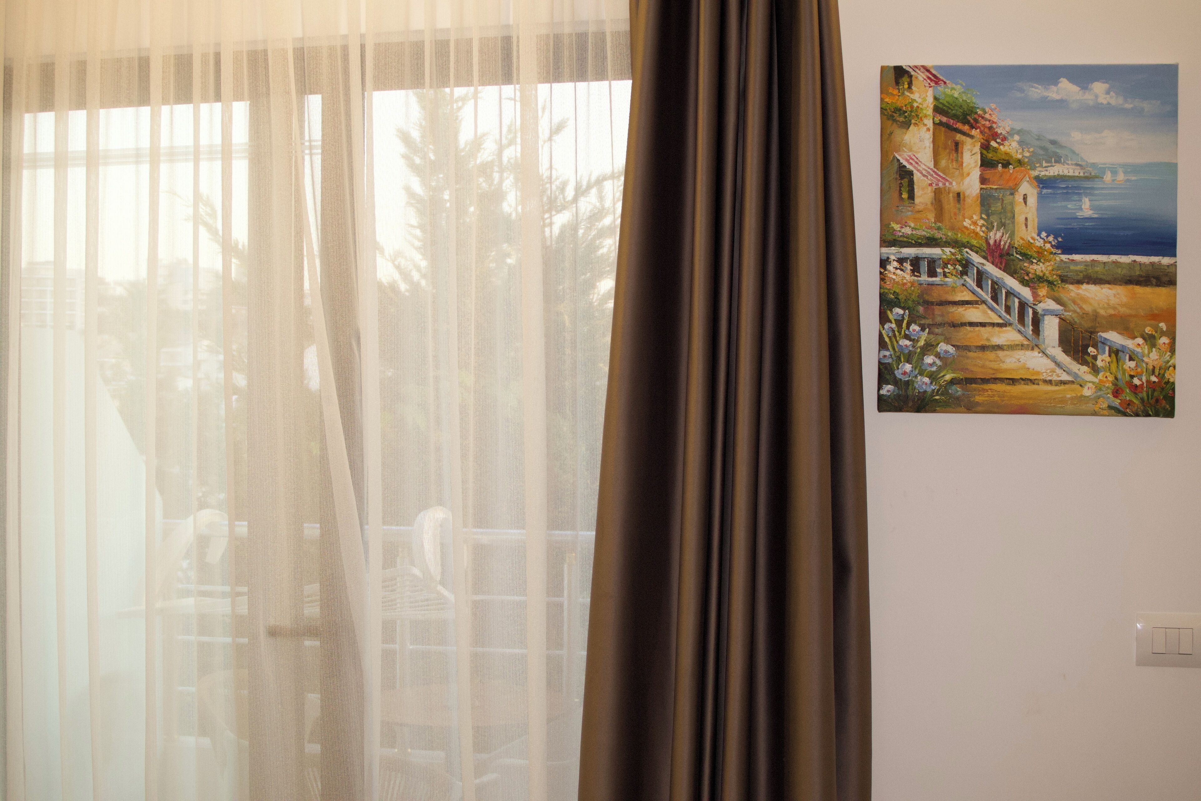 房內夾萬、免費 Wi-Fi