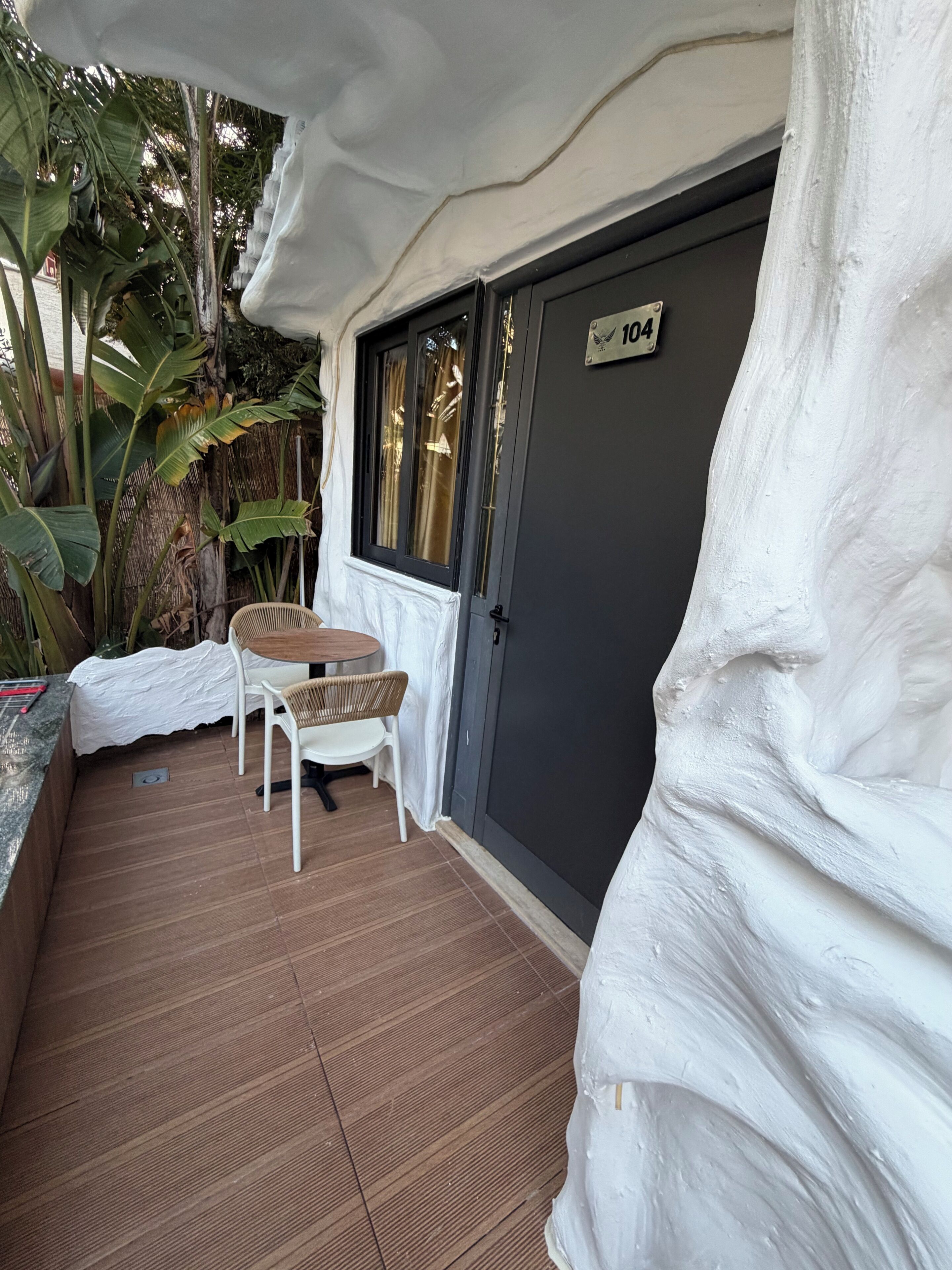 In-room safe, free WiFi