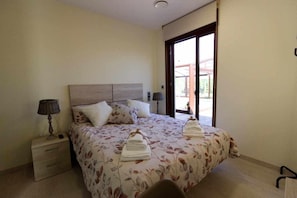 2 bedrooms - Only adults rural house in Burgos (Burgos)