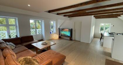 Luxury home in Elite enclave - All floors heated