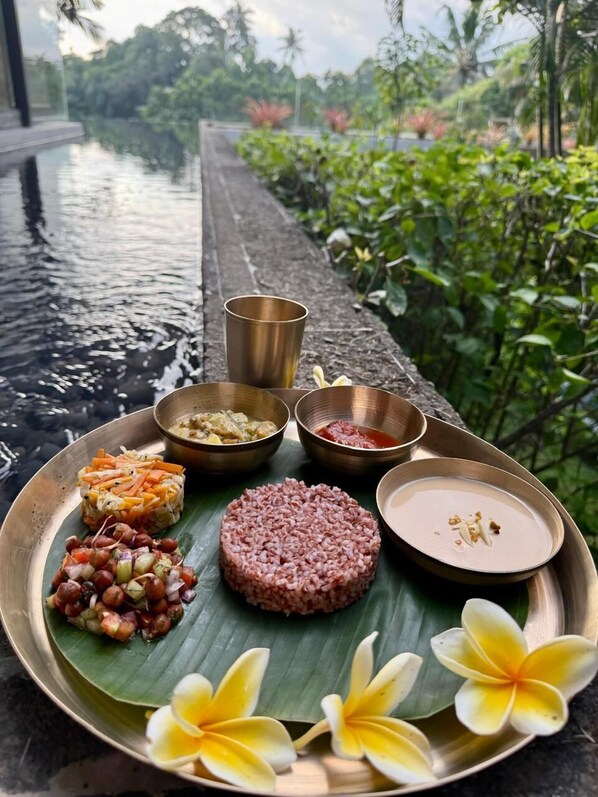 Food and drink - Yara Wellness (Buwit)