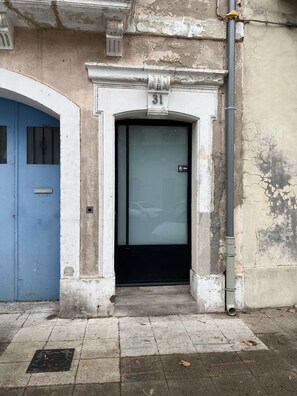 Exterior detail - Coliving La Vigneronne - Studio La Treille (Frontignan)