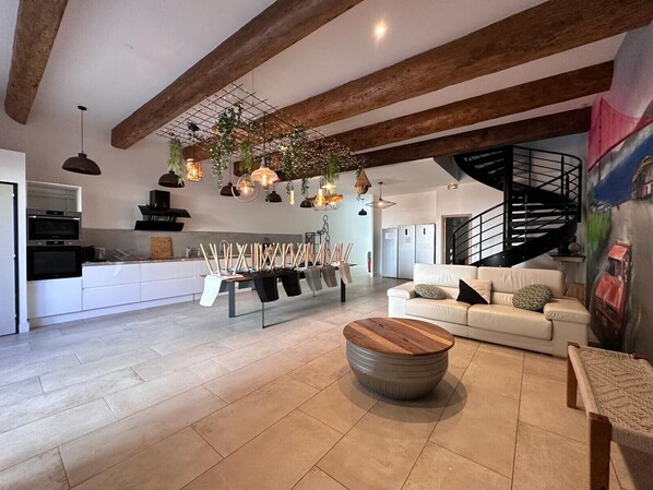 Living area - Coliving La Vigneronne - Studio La Treille (Frontignan)