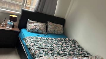 1 Schlafzimmer, Bügeleisen/Bügelbrett, Internetzugang, Bettwäsche