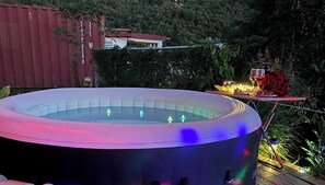 Outdoor spabad