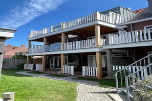 Exterior - Lodge with a magnificent view of the dunes. (Zoutelande)