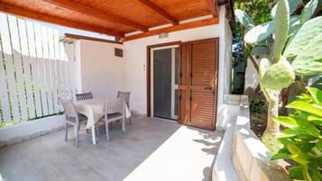 Apartment | Terrace/patio